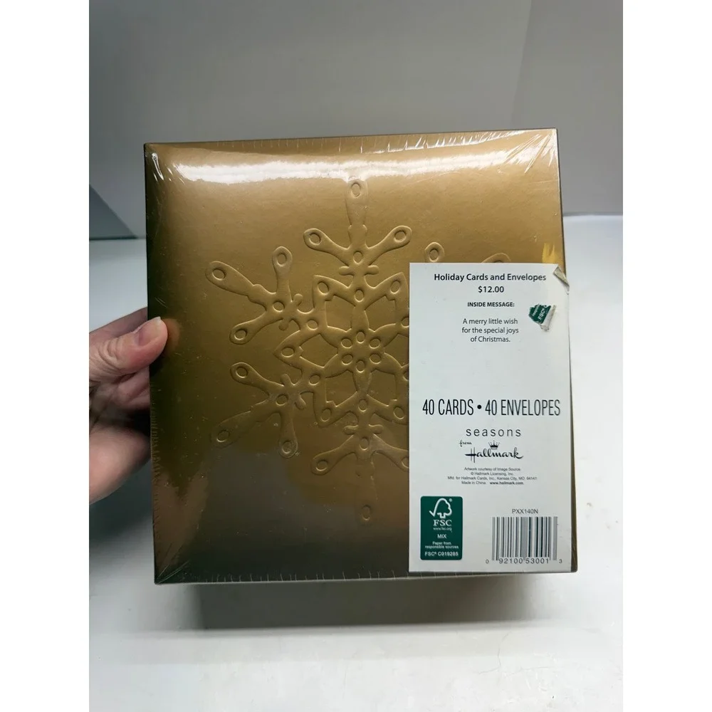 Hallmark Seasons Deluxe Boxed Christmas Cards 40 Count Santa Claus Gold Seals